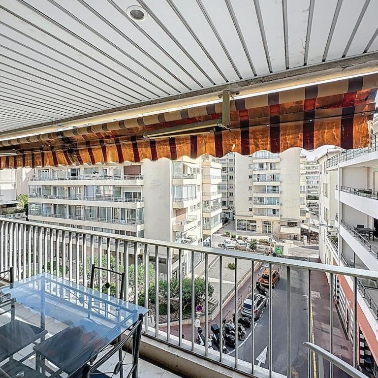 47m2 - climatisation, carré d'or - Apartment mit 2 Schlafzimmern - 5