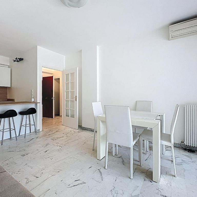 47m2 - climatisation, carré d'or - Apartment mit 2 Schlafzimmern - 6