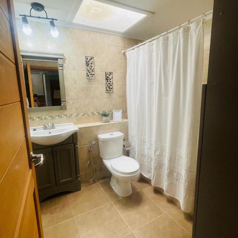 Wellnesshaus Bed and Breakfast - Deluxe Double or Twin Room with Pool View - 6