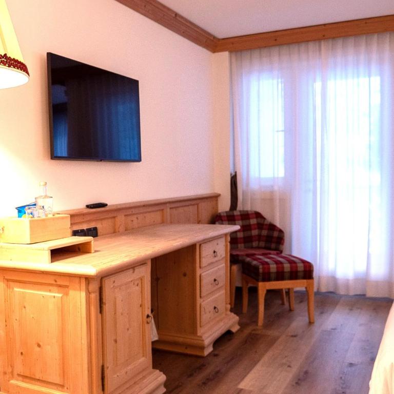 Grifone Dolomiti Resort - Camera Tripla Standard - 4
