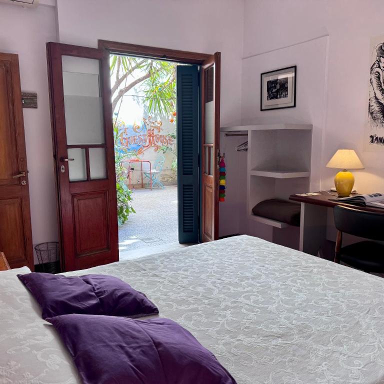 Lina's Tango Guesthouse - Habitación Doble con vistas al jardín - 4