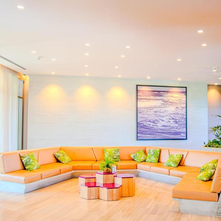 Apt 2 rooms with private beach and ideal pool - Two-Bedroom Apartment with Balcony - 44
