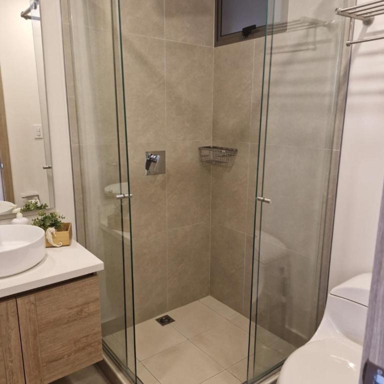 Apt 2 rooms with private beach and ideal pool - Two-Bedroom Apartment with Balcony - 30