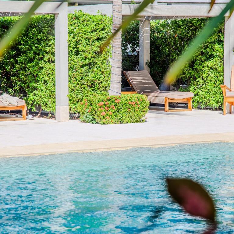 Apt 2 rooms with private beach and ideal pool - Two-Bedroom Apartment with Balcony - 1