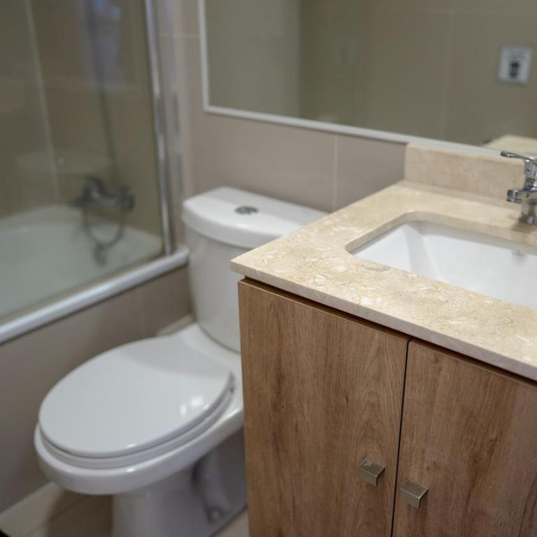 DEPARTAMENTO PREMIUM en Chillán Centro, full equipado, cómodo, con estacionamiento, factura para empresas, wifi de alta velocidad - One-Bedroom Apartment - 7