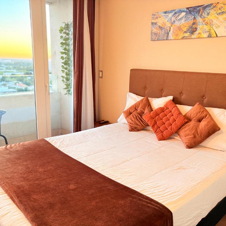 DEPARTAMENTO SEGUR0, COMODO Y TRANQUILO en Chillán Centro, ideal para descansar, full equipado, Wifi y estacionamiento - One-Bedroom Apartment - 5