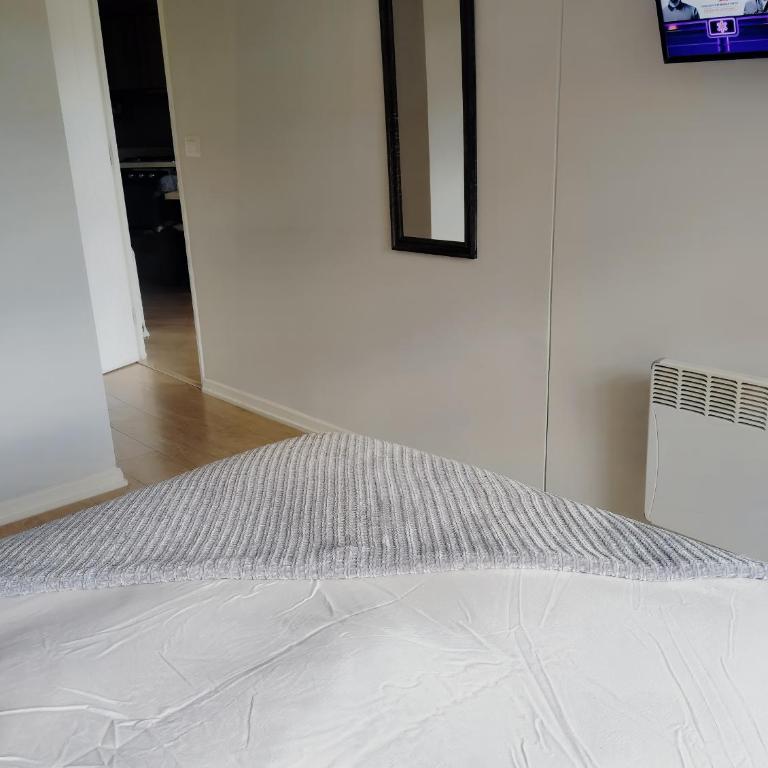 Depto premium 2D2B con parking y cerca del Lago - Two-Bedroom Apartment - 23