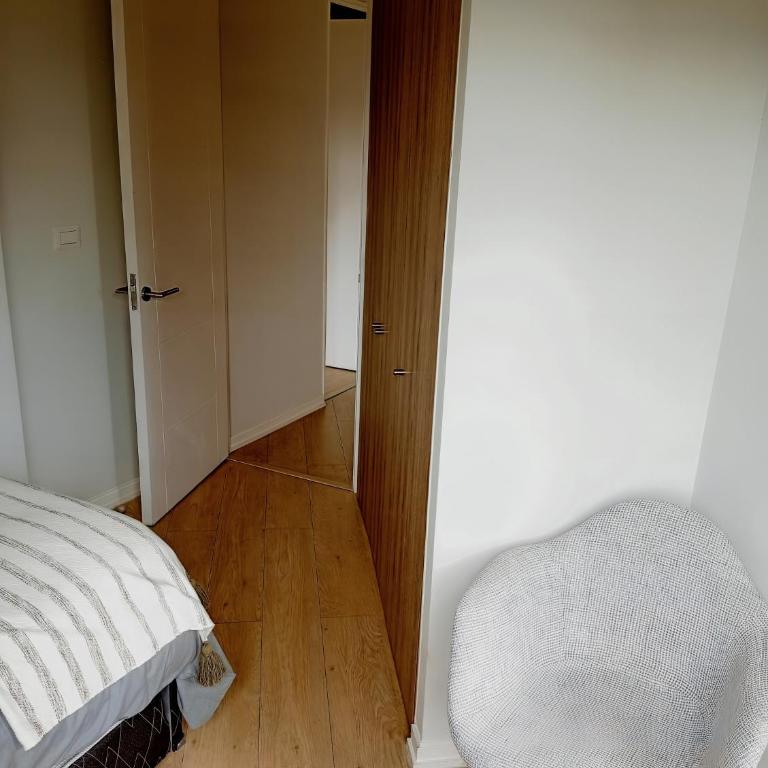 Depto premium 2D2B con parking y cerca del Lago - Two-Bedroom Apartment - 51