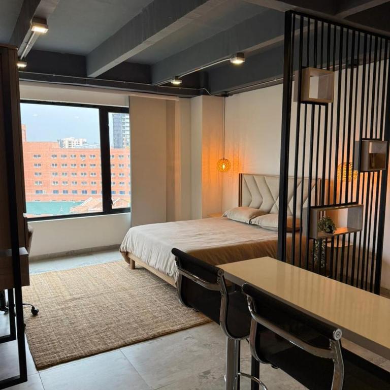 Cerca Estadio y Metro Floresta - Aire acondicionado, seguridad 24 h - One-Bedroom Apartment - 1