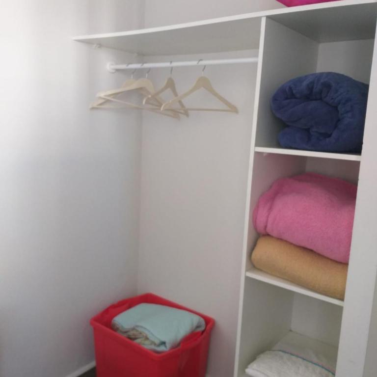 Depa Comodo y Equipado En el Milagro - Three-Bedroom Apartment - 6