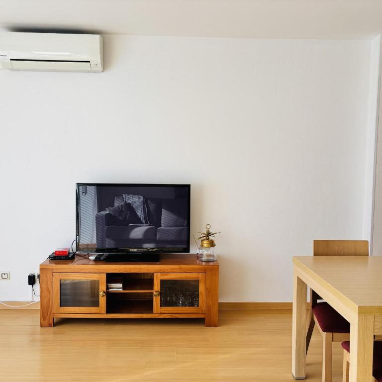Encantador Bajo con Terraza Cerca Playa - ES-258-183 - Apartamento - 6