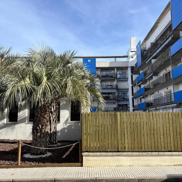 Encantador Bajo con Terraza Cerca Playa - ES-258-183 - Apartamento - 24