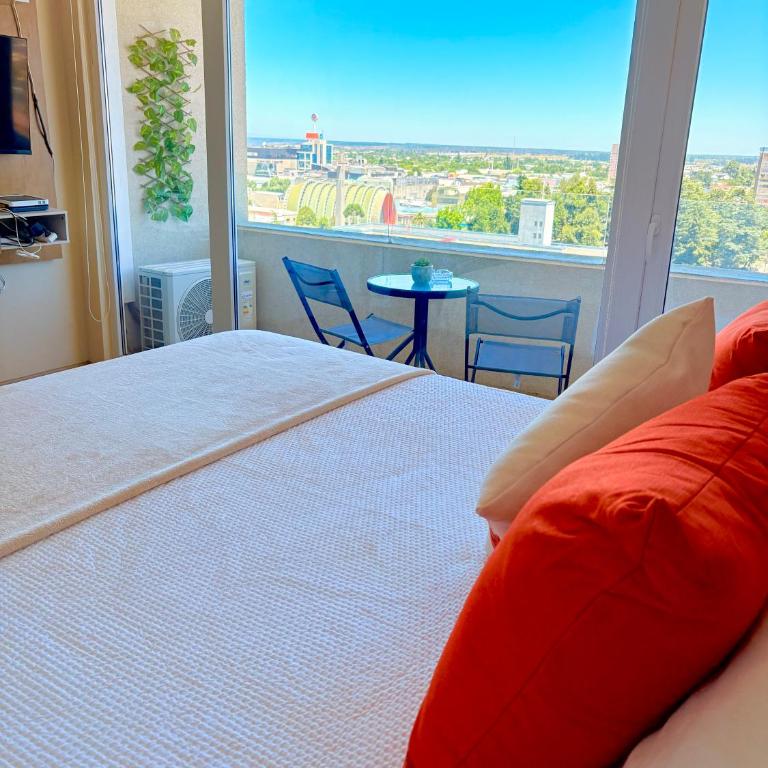 DEPARTAMENTO ACOGEDOR Y TRANQUILO en Chillán Centro, full equipado, ideal para descansar, Wifi y Estacionamiento - One-Bedroom Apartment - 4