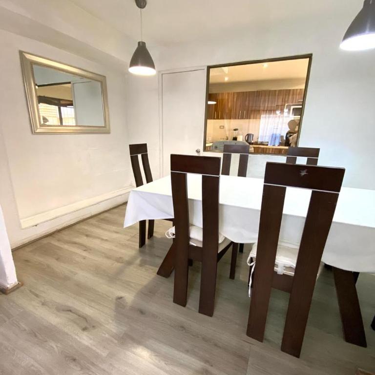 Casa familiar en Quintero, cerca de las mejores playas - Two-Bedroom House - 11
