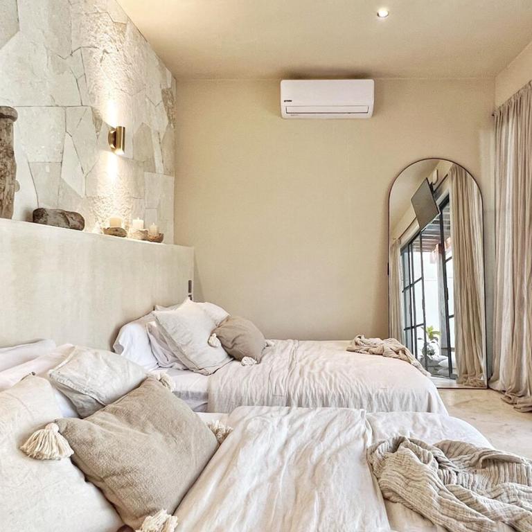 Villa Oasis Heated Private Pool Daily Housekeeping Prime location - Villa - 49