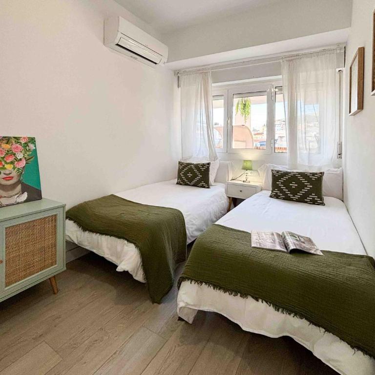LA TERRAZA. VISTAS AL CASTILLO A 1 MIN. DE LA PLAYA - Three-Bedroom Apartment - 41