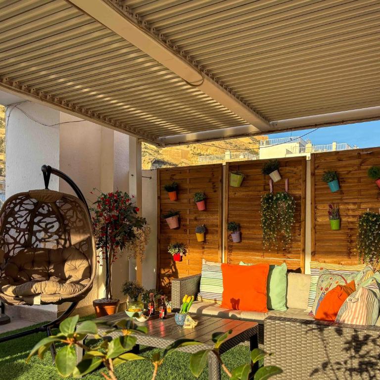 LA TERRAZA. VISTAS AL CASTILLO A 1 MIN. DE LA PLAYA - Three-Bedroom Apartment - 40