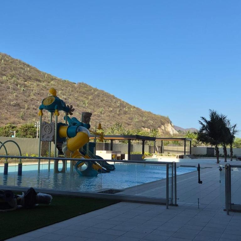 Moderno Estudio - 2 min de Playa & Piscina - Apartamento de 1 dormitorio - 12