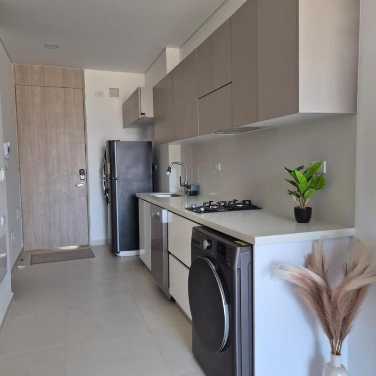 Moderno Estudio - 2 min de Playa & Piscina - Apartamento de 1 dormitorio - 6