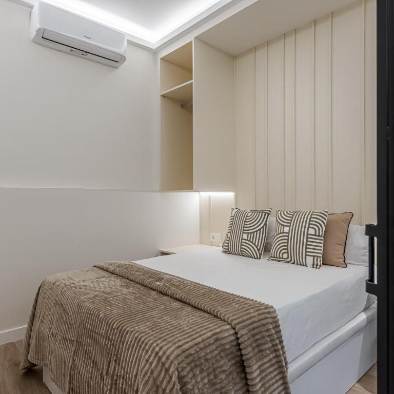 Queen's Chueca Boutique IV - Alojamiento corta estancia - Three-Bedroom Apartment - 6