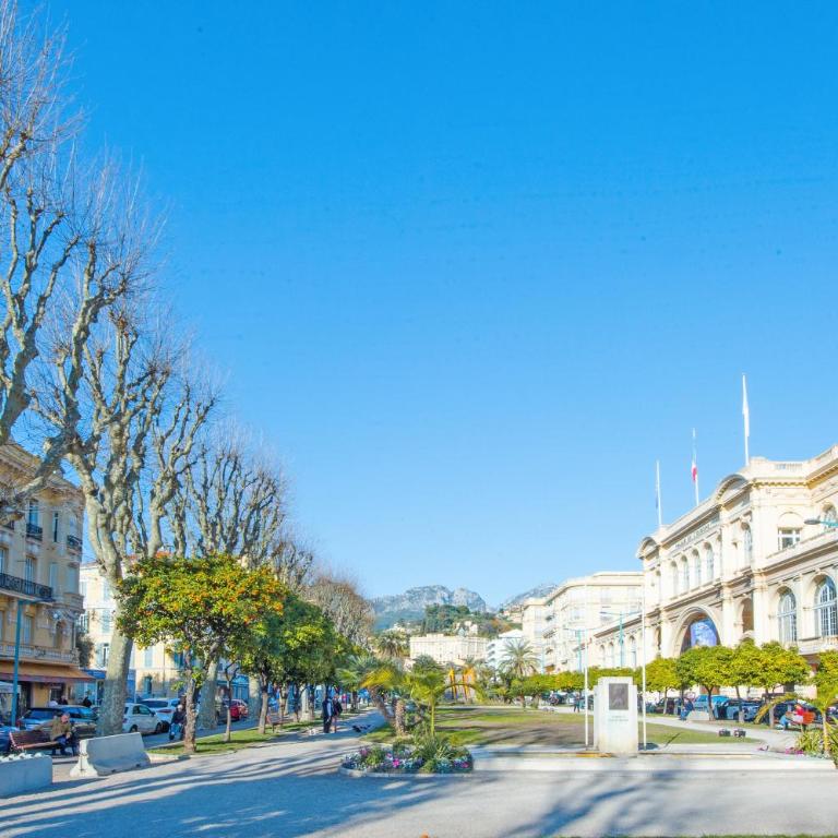 JARDIN DES MUSES - 2 PIECES - PARKING Carré d'or Menton - One-Bedroom Apartment - 32