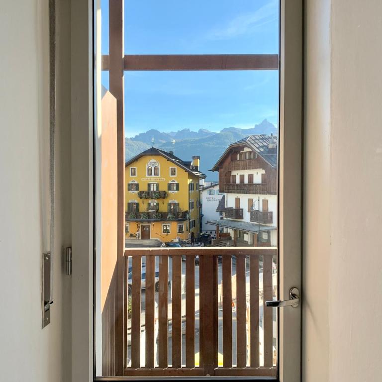 Apartment in the Center of Cortina - Appartamento Standard con 4 Camere da Letto - 35