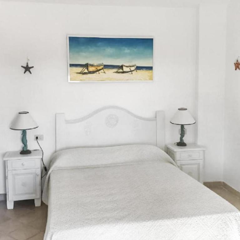 HH San Teodoro vista Mare - Four-Bedroom Vacation Home - 5