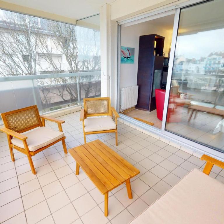 La Perle Bauloise - Appartement avec Vue et Balcon - 13