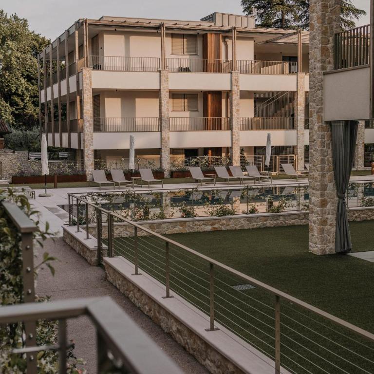 CORTE GARDEN - Casa Cipresso - Appartamento con 2 Camere da Letto - 2