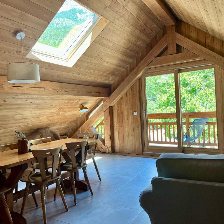 Le Moulin du Parcher - Appartement 2 Chambres avec Balcon et Terrasse - 8
