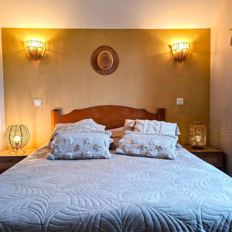 Maison 3 chambres - 6-8 personnes - piscine chauffée - jacuzzi - internet - parking - Idéal familles & pros - Casa Vacacional de 3 dormitorios - 9