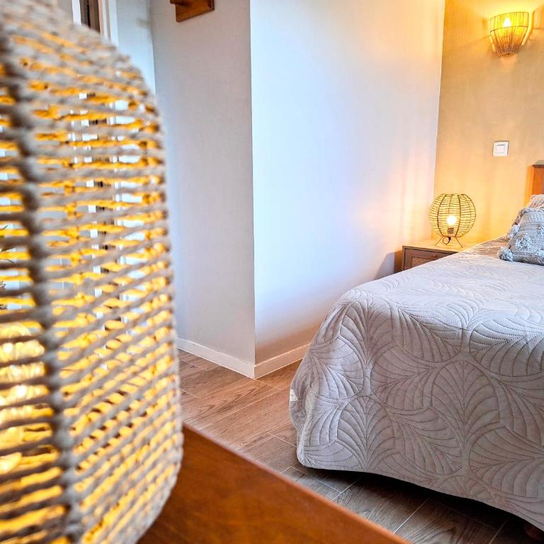 Maison 3 chambres - 6-8 personnes - piscine chauffée - jacuzzi - internet - parking - Idéal familles & pros - Casa Vacacional de 3 dormitorios - 11