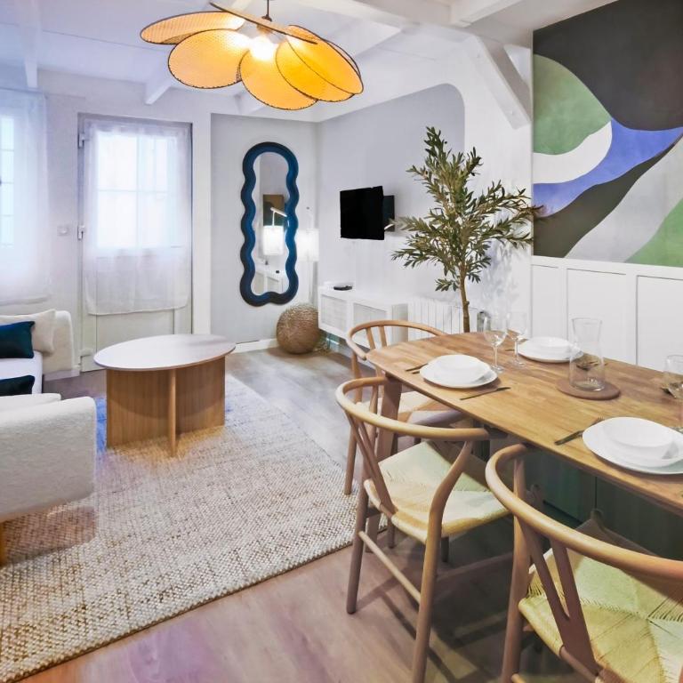Appart rénové, charme et confort en cœur de ville - Apartment mit 2 Schlafzimmern - 11