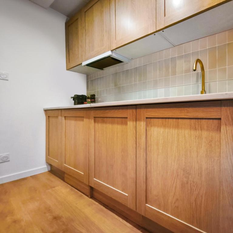 Appart rénové, charme et confort en cœur de ville - Apartment mit 2 Schlafzimmern - 15