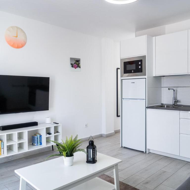 Cosy Apartments Tenerife - Cosy 1 - Apartment with View - 22