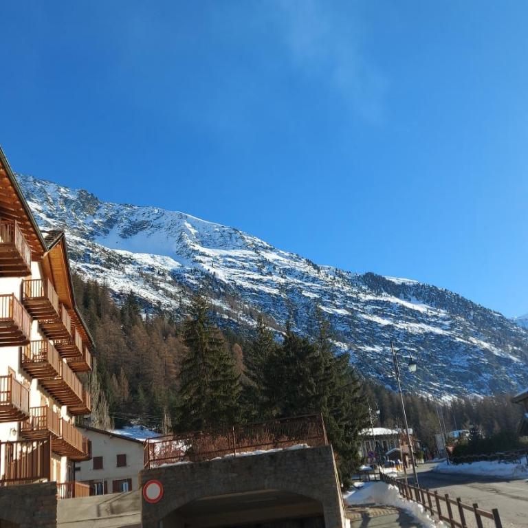 Trilocale BELVEDERE Alloggio ad uso turistico - VDA - LA THUILE - CIR 0068 - Appartamento con doccia - 20