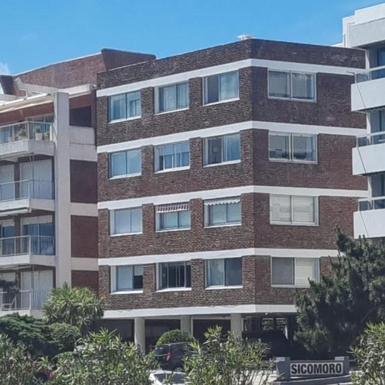 Punta del Este Vista al Mar, 3 Ambientes en Playa Mansa Parada 9 Edificio PARACAS - Two-Bedroom Apartment - 33