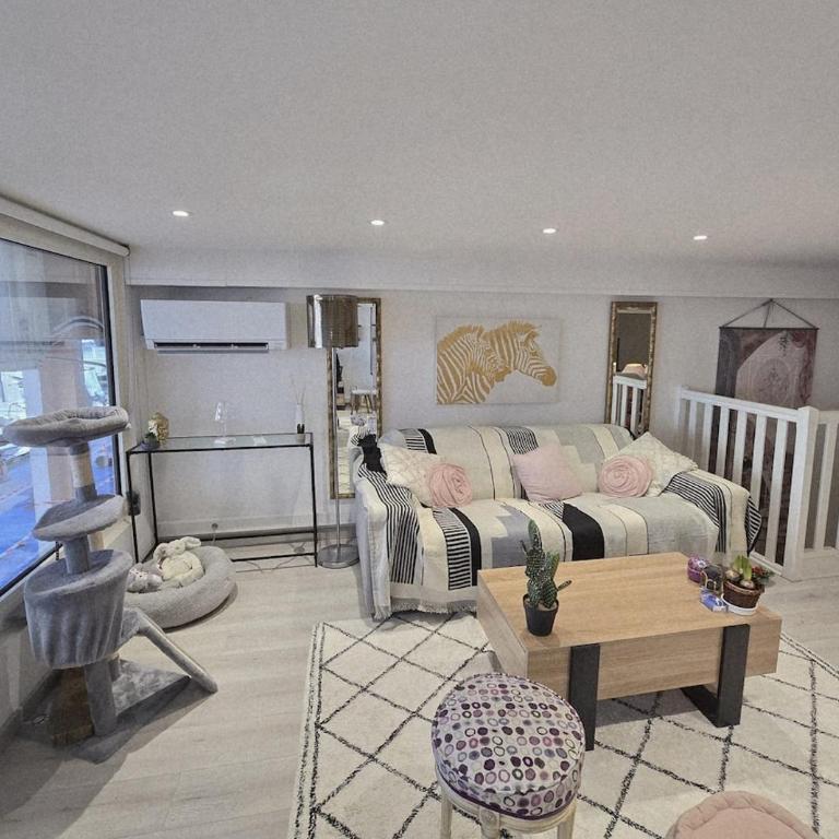 Exceptionnel Loft Duplex sur le quai - Port-Fréjus - Apartamento - 2 niveles - 12
