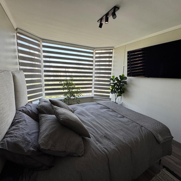 Modern and Quiet Steps from Costanera Center - Three-Bedroom Apartment - 5