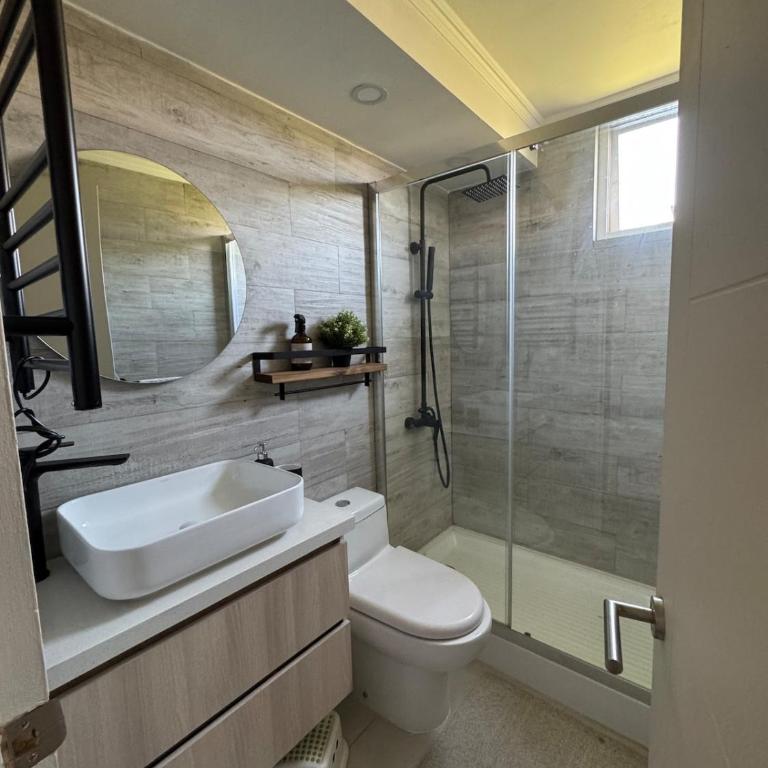 Modern and Quiet Steps from Costanera Center - Three-Bedroom Apartment - 12