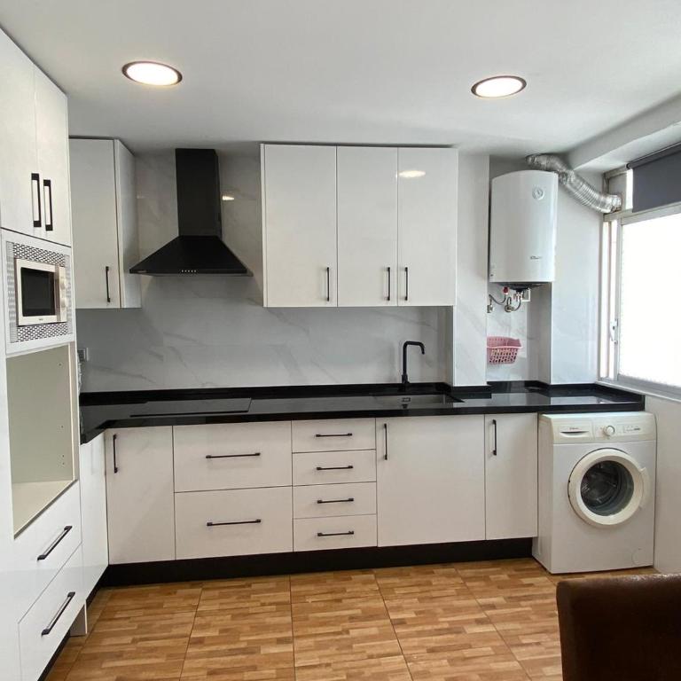 Short stay 3 bedroom Apartment, Santa Pola - Apartamento de 3 dormitorios - 1
