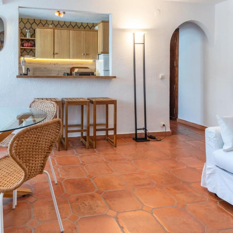 A pie de playa con Parking Privado y Workspace By DelucaCo - Apartamento de 1 dormitorio con vistas al mar - 19