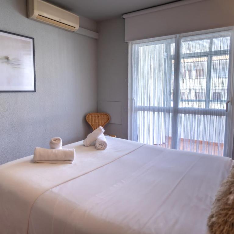 A pie de playa con Parking Privado y Workspace By DelucaCo - Apartamento de 1 dormitorio con vistas al mar - 23