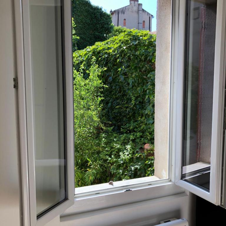 La Chantrerie Saint Priest - Appartement 1 Chambre - Vue sur Jardin - 18