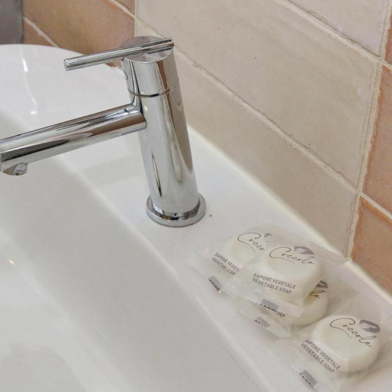 Bright Home Near Metro & Airport Trains - Appartamento con 2 Camere da Letto - 11