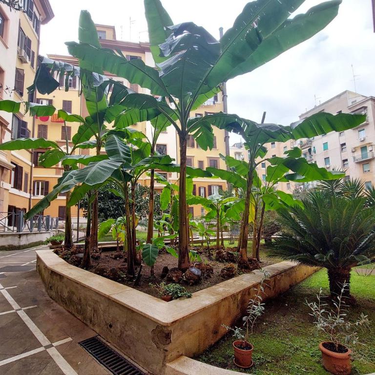 Bright Home Near Metro & Airport Trains - Appartamento con 2 Camere da Letto - 53