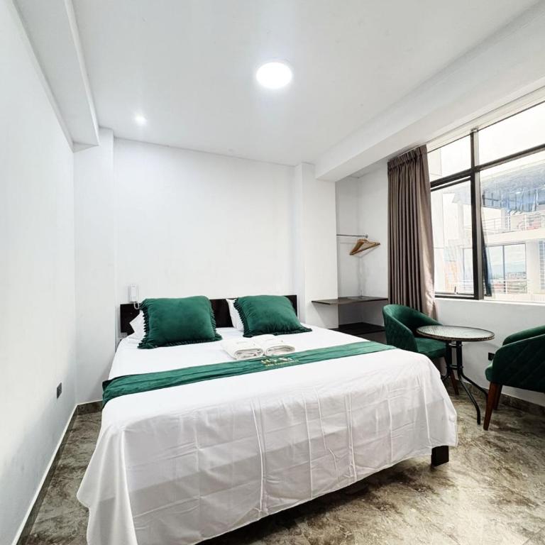 Hotel San Francisco - Suite con cama grande - 4