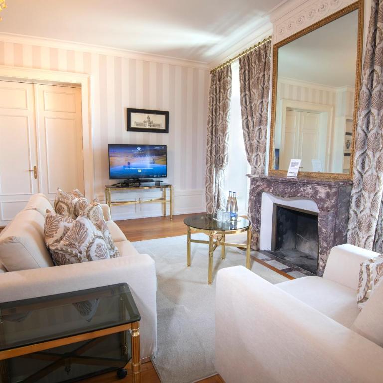 Hôtel Des Trois Couronnes & Spa - The Leading Hotels of the World - Suite mit Terrasse - 6