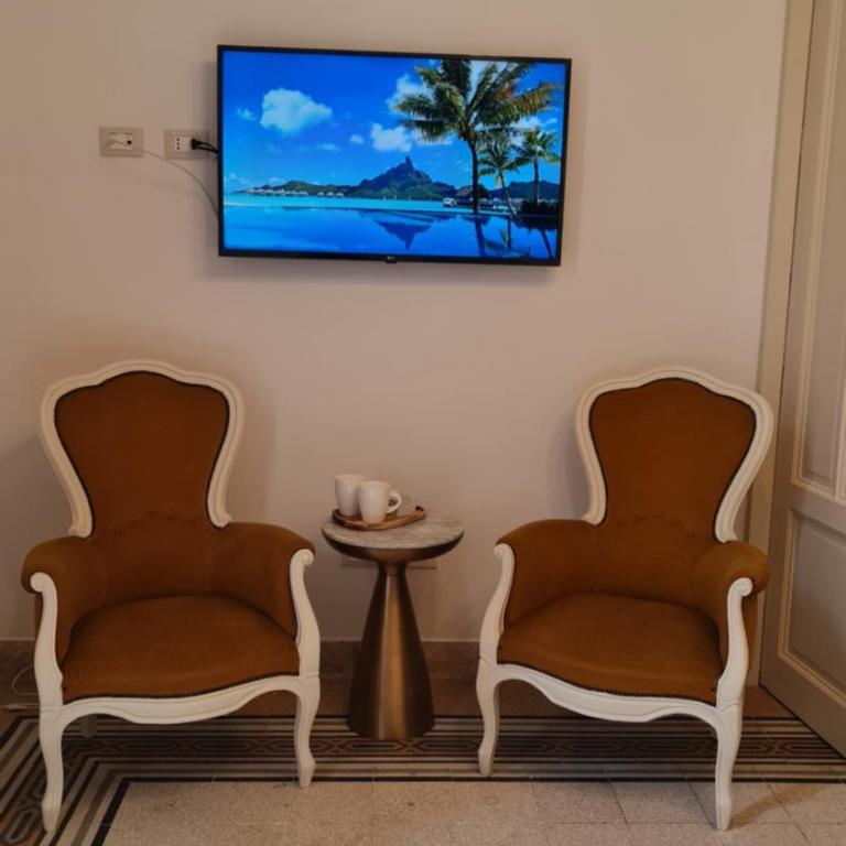 MaisonNouveau - Triple Room with Bathroom - 4