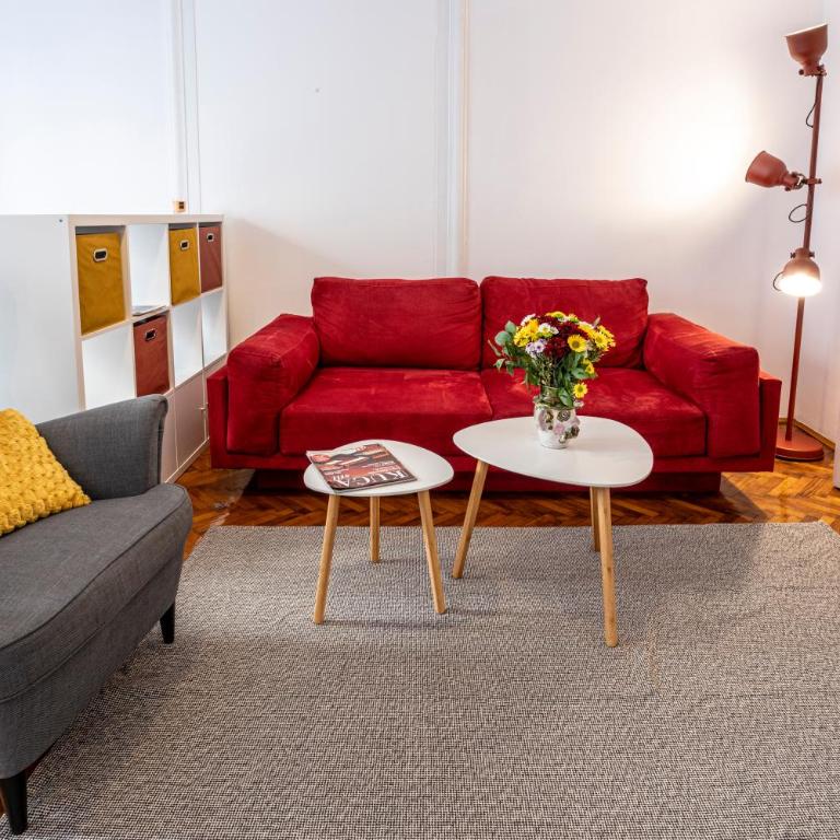 City Center Suites, Two Connected Apartments, 10 Guests - Apartment - 3